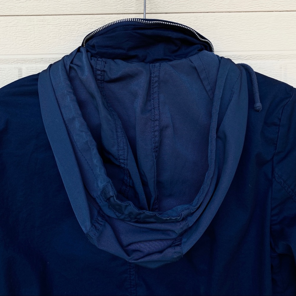Navy Windbreaker Style Jacket - Picture 4 of 5